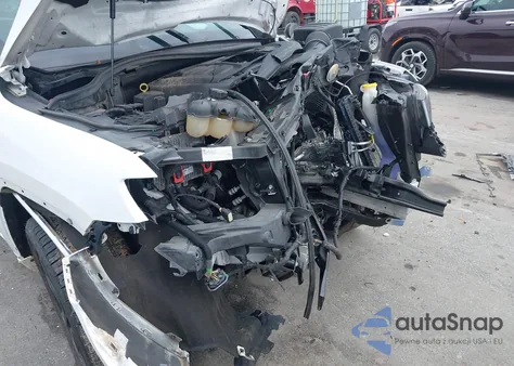 2020 Jeep Grand Cherokee Altitude 4X2 z USA, uszkodzony, nr VIN 1C4RJEAG3LC391807